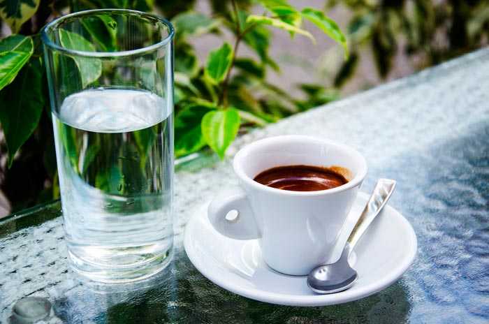 кофе и вода